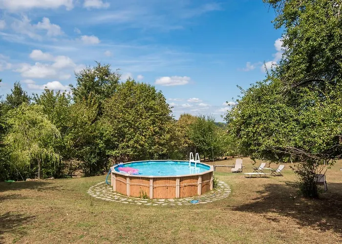 Glicine アパート Montieri